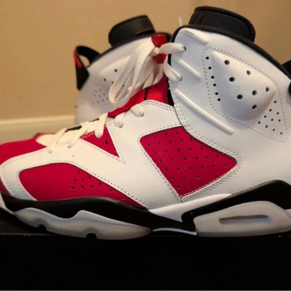Jordan “Carmine” Retro 6 - Picture 1 of 7